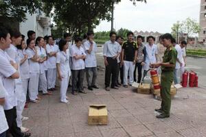 Bệnh viện Đa khoa tỉnh: Huấn luyện Nghiệp vụ và phương án PCCN