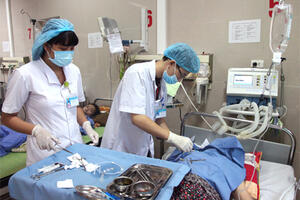 Y tế Ninh Bình: Phát triển nhanh cả về cơ sở vật chất và chất lượng khám, chữa bệnh