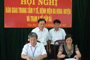 Yên Mô: Bàn giao Trung tâm y tế, Bệnh viện đa khoa huyện và trạm y tế xã