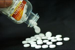 Sử dụng aspirin phòng nguy cơ đau tim, đột quỵ Cân nhắc giữa lợi ích và rủi ro