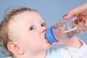 Bù dịch oresol cho trẻ thế nào cho đúng?
