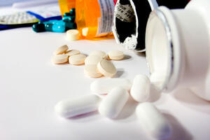 Đồng minh hay kẻ thù trong đơn thuốc?