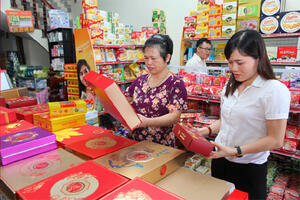 Tăng cường kiểm tra an toàn thực phẩm dịp Tết Trung thu