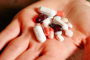 Dùng thuốc chống huyết áp atenolol cần lưu ý