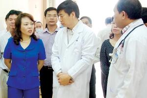 Bộ trưởng Bộ Y tế Nguyễn Thị Kim Tiến: Cần tiến tới chuẩn hóa quy trình khám chữa bệnh