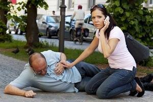Đột quỵ: nhận biết các dấu hiệu cảnh báo và xử trí ban đầu