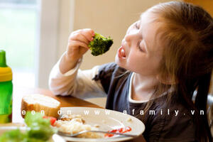 10 vấn đề quan trọng về dinh dưỡng cho trẻ