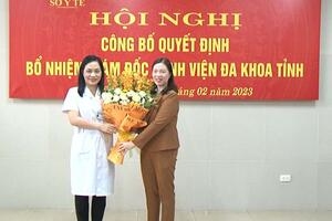 Công bố quyết định bổ nhiệm chức vụ Giám đốc Bệnh viện Đa khoa tỉnh Ninh Bình