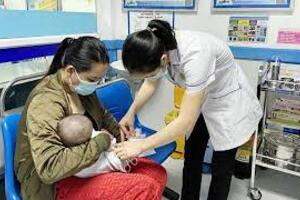 Triển khai phương án cung ứng vắc-xin phòng bệnh cho trẻ em