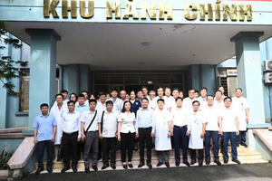 Đoàn công tác của đồng chí Bí thư Tỉnh ủy Ninh Bình Đặng Xuân Phong khảo sát thực tế tại Bệnh viện Đa khoa Hà Nam