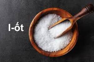 Có nên sử dụng muối I-ốt hàng ngày?