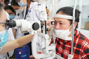 Tuần lễ Glôcôm thế giới: Cảnh báo "kẻ cắp thị lực thầm lặng"