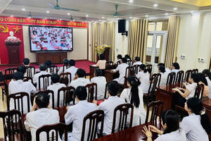 Ngành Y tế Ninh Bình tham dự Hội nghị toàn quốc quán triệt và triển khai thực hiện một số Nghị quyết, Chỉ thị của Bộ Chính trị