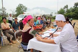 Trung tâm Kiểm soát bệnh tật đẩy mạnh công tác dân vận trong bảo vệ, chăm sóc và nâng cao sức khỏe Nhân dân, đặc biệt đối với vùng đồng bào dân tộc thiểu số