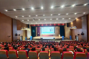 Hơn 200 sinh viên trường Đại học Hoa Lư được tuyên truyền phòng chống HIV/AIDS