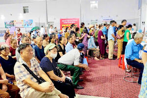 Tiếp tục hành trình khám sàng lọc miễn phí cho người dân Phường Hoa Lư tại Bệnh viện Đa khoa tỉnh Ninh Bình