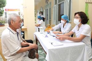 Bệnh viện Phổi Hà Nam khám sàng lọc lao tại cộng đồng