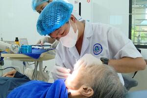 Xã Cổ Lễ triển khai chiến dịch truyền thông cao điểm, đưa chương trình khám sức khỏe miễn phí đến từng người dân