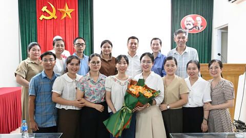 Chi bộ Sức khỏe và Dinh dưỡng - Trung tâm Kiểm soát bệnh tật  Tổ chức kết nạp đảng viên mới