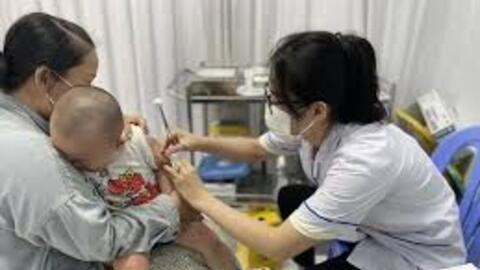 Tiêm chủng bù liều 2025: Tăng cường bảo vệ trẻ em và cộng đồng Ninh Bình