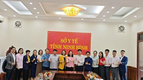 SỞ Y TẾ NINH BÌNH LÀM VIỆC VỚI CÔNG TY SERVIER VIỆT NAM VỀ CHƯƠNG TRÌNH KIỂM SOÁT BỆNH MẠN TÍNH.