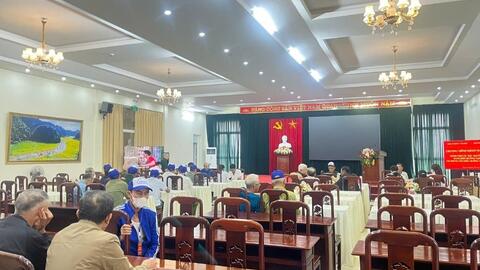 BỆNH VIỆN MẮT TỈNH NINH BÌNH TỔ CHỨC KHÁM MẮT MIỄN PHÍ CHO NGƯỜI CÓ CÔNG – LAN TỎA GIÁ TRỊ “ĐỀN ƠN ĐÁP NGHĨA”