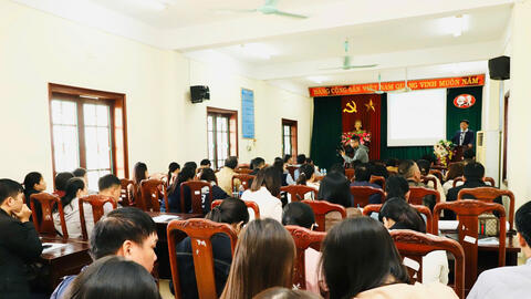 Tập huấn hướng dẫn điều trị và chăm sóc người nhiễm HIV/AIDS cho cán bộ y tế năm 2025