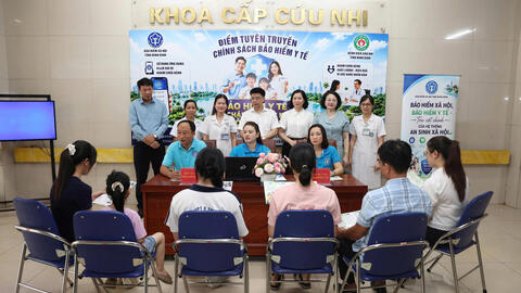 Thuận lợi và khó khăn trong việc triển khai công tác Bảo hiểm y tế tại Bệnh viện Sản Nhi tỉnh Ninh Bình