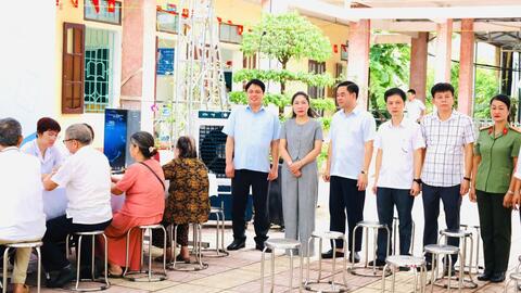 Ra quân ngày đầu tiên triển khai Chương trình khám sức khỏe định kỳ, khám sàng lọc miễn phí cho người dân phường Nam Định