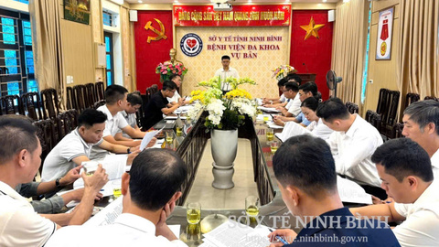 Sở Y tế Ninh Bình kiểm tra, giám sát công tác khám sức khỏe định kỳ, khám sàng lọc miễn phí tại Bệnh viện Đa khoa Vụ Bản