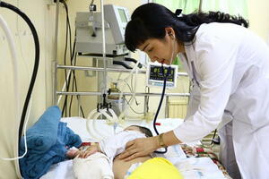 Những “người mẹ” ngành y