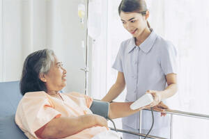 Chăm sóc sức khỏe người cao tuổi