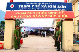 Bệnh viện Đa khoa Kim Sơn chủ động chăm sóc sức khỏe Nhân dân qua chương trình khám sức khỏe miễn phí tại xã Kim Sơn