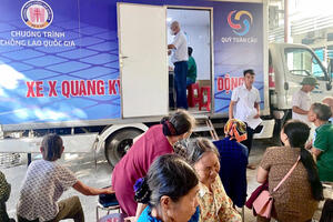 Xã Đồng Thái tổ chức khám sức khỏe định kỳ, khám sàng lọc miễn phí cho người dân