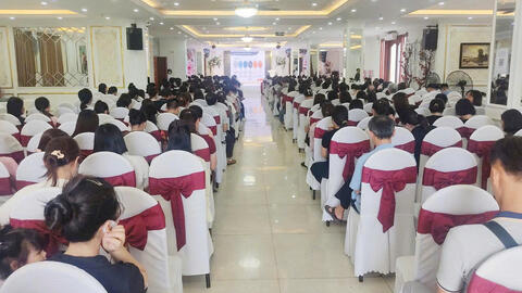 ​ Tập huấn nâng cao năng lực chuyên môn về thực hành tốt bán lẻ thuốc (GPP), bán thuốc theo đơn và bán thuốc bằng mã đơn thuốc điện tử cho các cơ sở bán lẻ thuốc trên địa bàn tỉnh Ninh Bình năm 2026