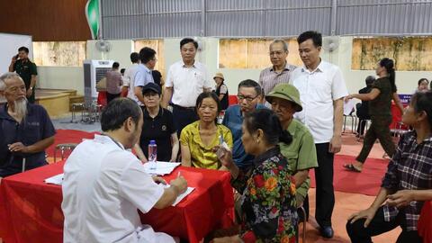 Nhân dân xã Giao Bình hưởng ứng chương trình khám sức khỏe sàng lọc miễn phí