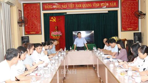 Sở Y tế tỉnh Ninh Bình kiểm tra, giám sát công tác khám sức khỏe toàn dân tại Bệnh viện Đa khoa Bình Lục